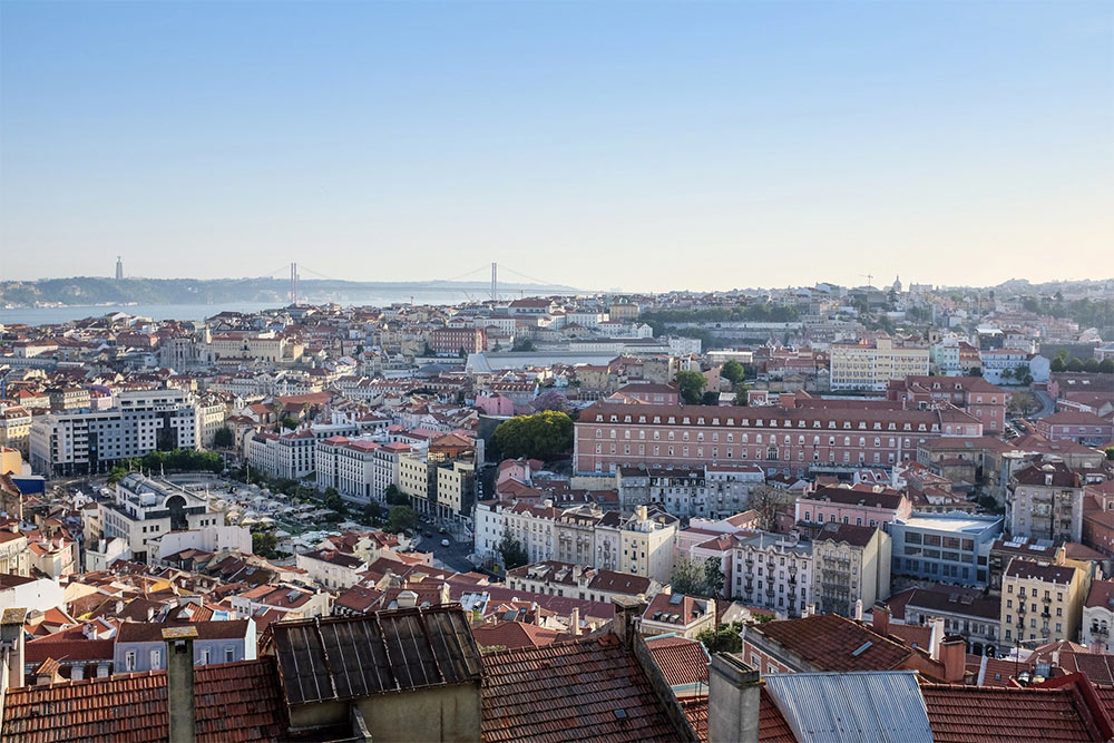Lotnisko w Lizbonie – jak dojechać do centrum